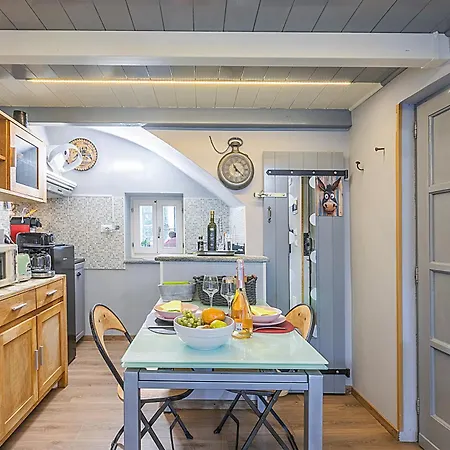 Apartment Domus Piazza Brigida - Happy