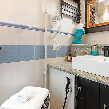 Domus Piazza Brigida Near & Casino - Happy *