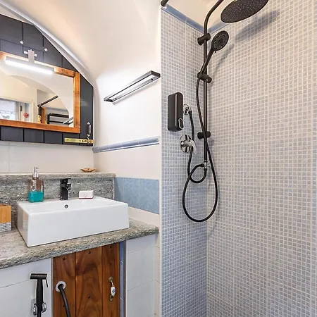 Domus Piazza Brigida Near & Casino - Happy Apartman